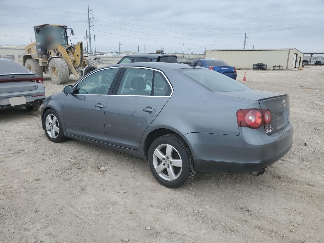 2008 Volkswagen Jetta - Image 2
