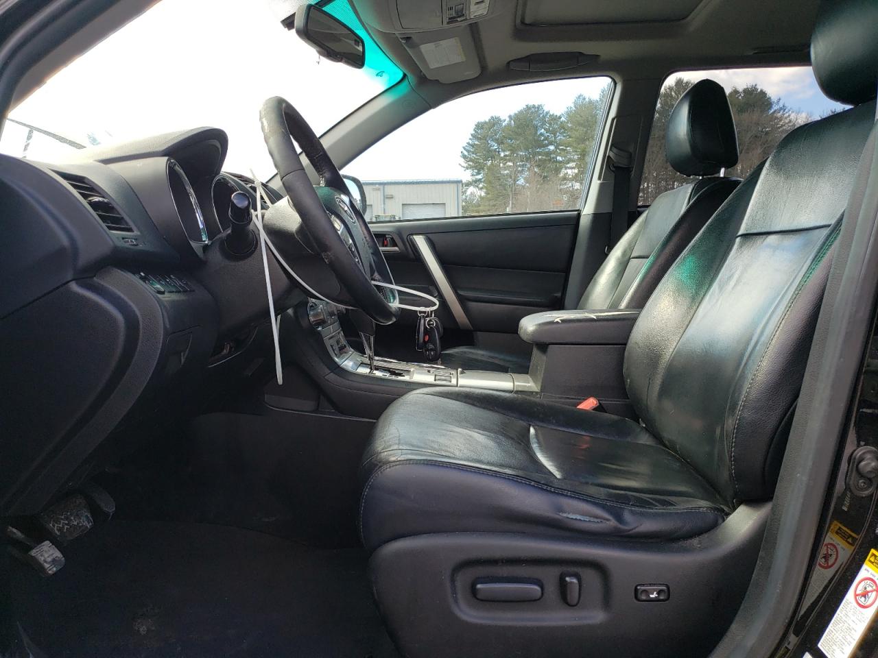 2013 Toyota Highlander - Image 7