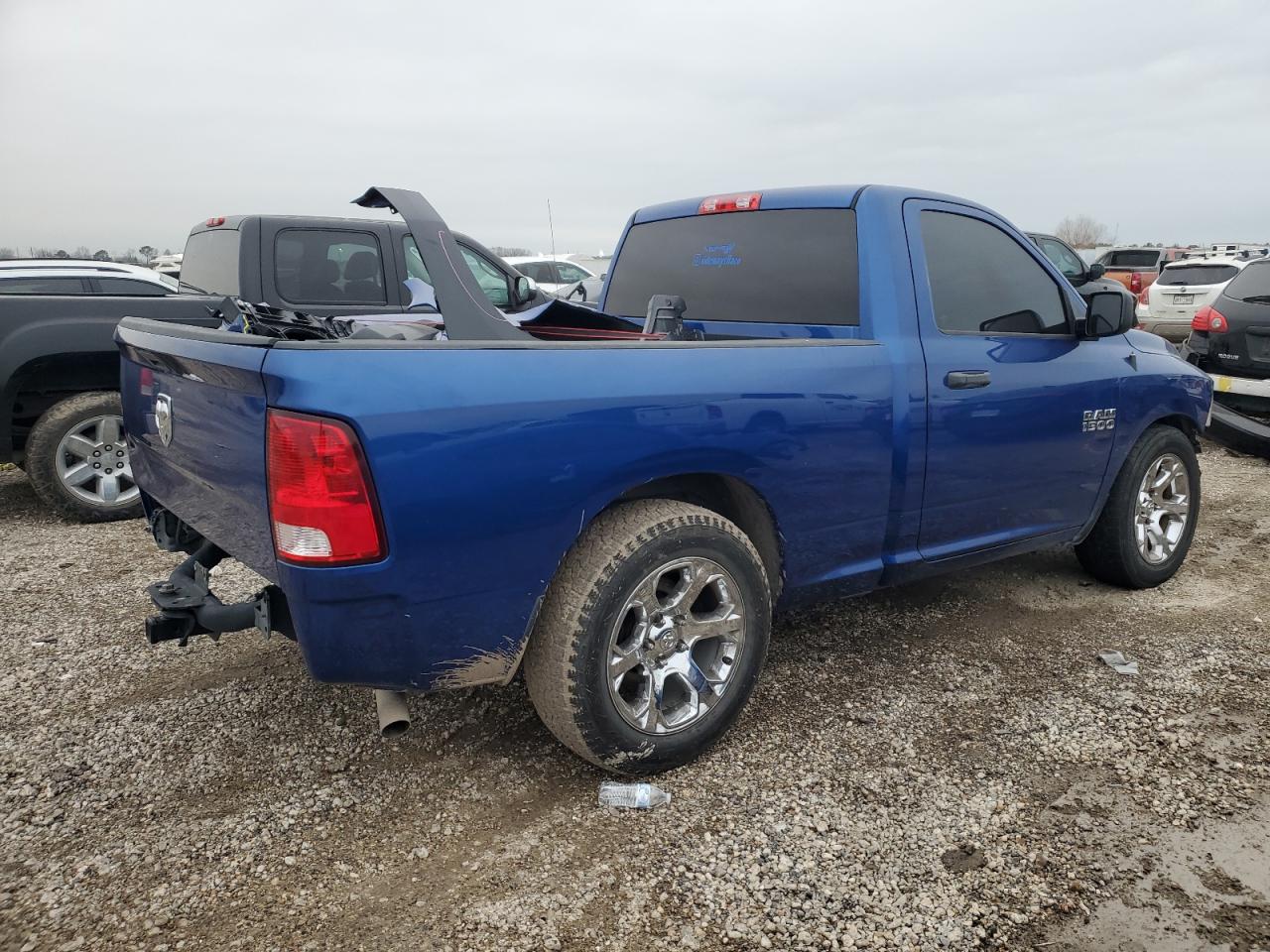 2015 RAM 1500 - Image 3
