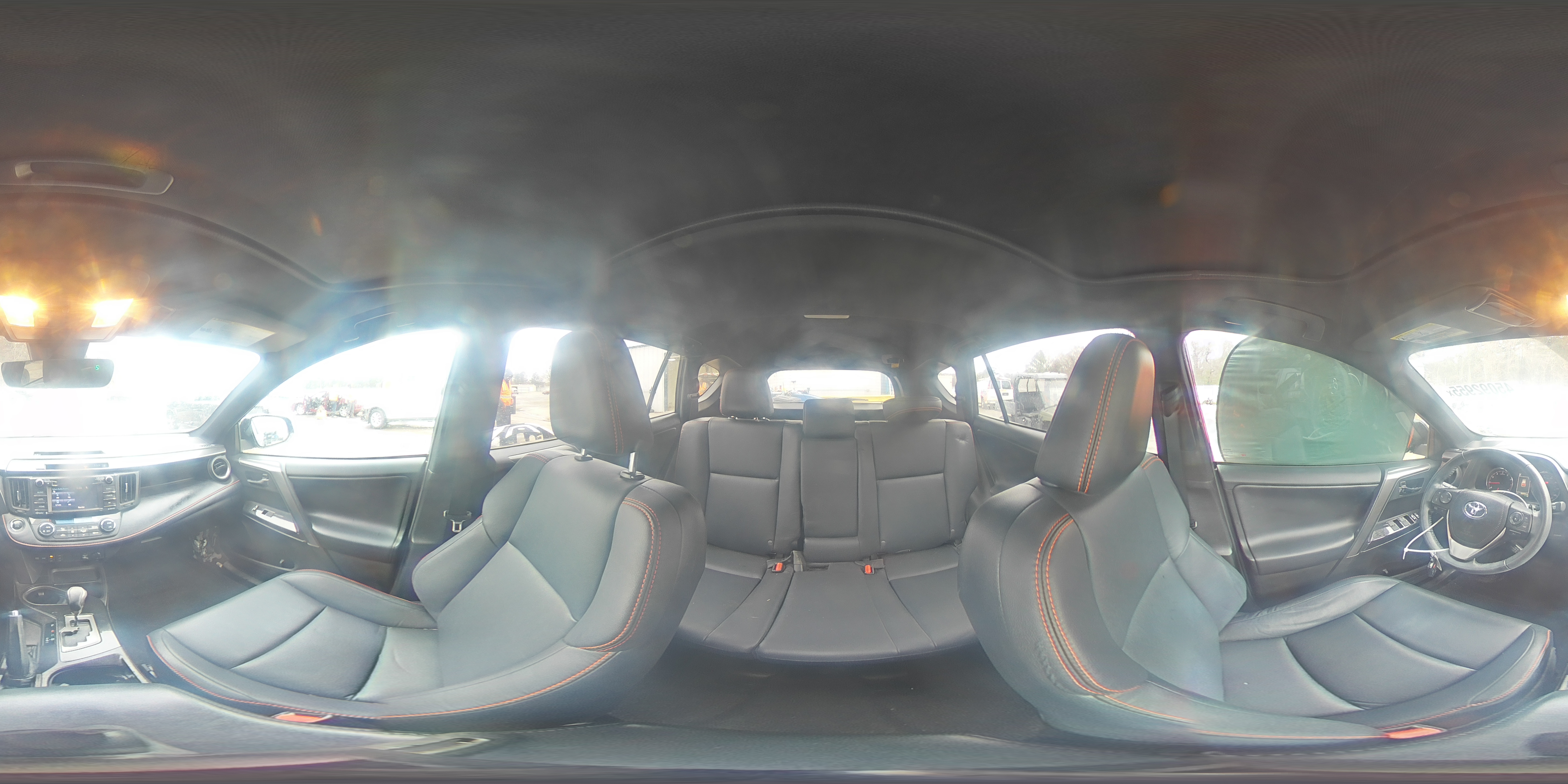 2018 Toyota RAV 4 - Image 15