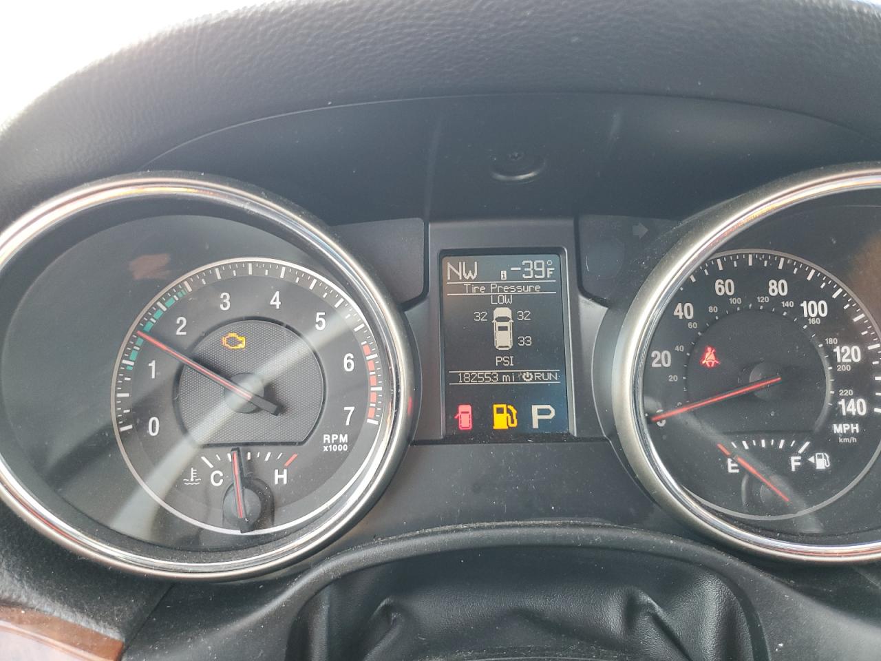 2012 Jeep Grand Cherokee - Image 9