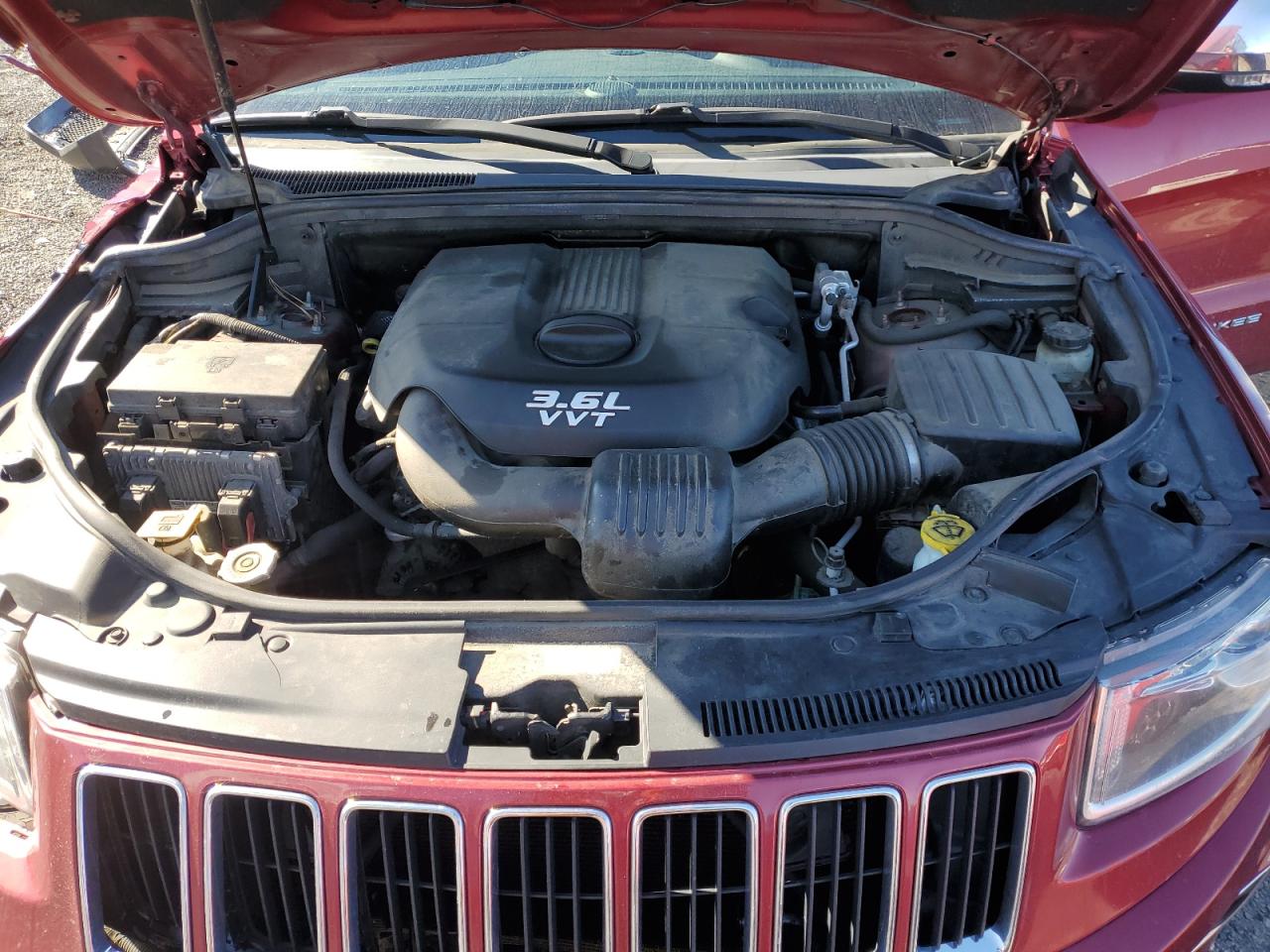 2014 Jeep Grand Cherokee - Image 12