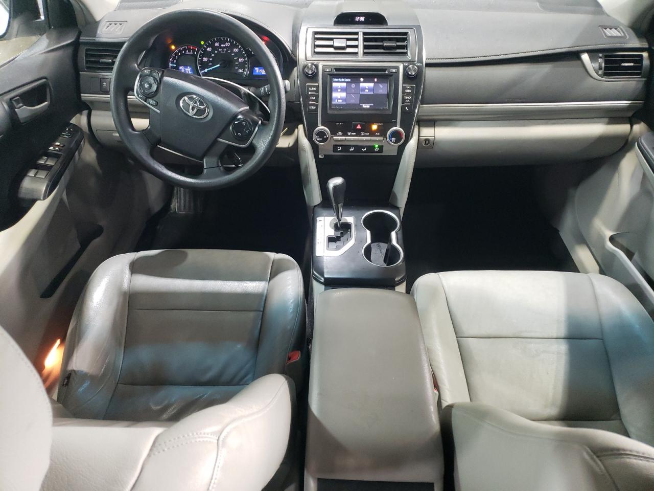 2014 Toyota Camry - Image 8