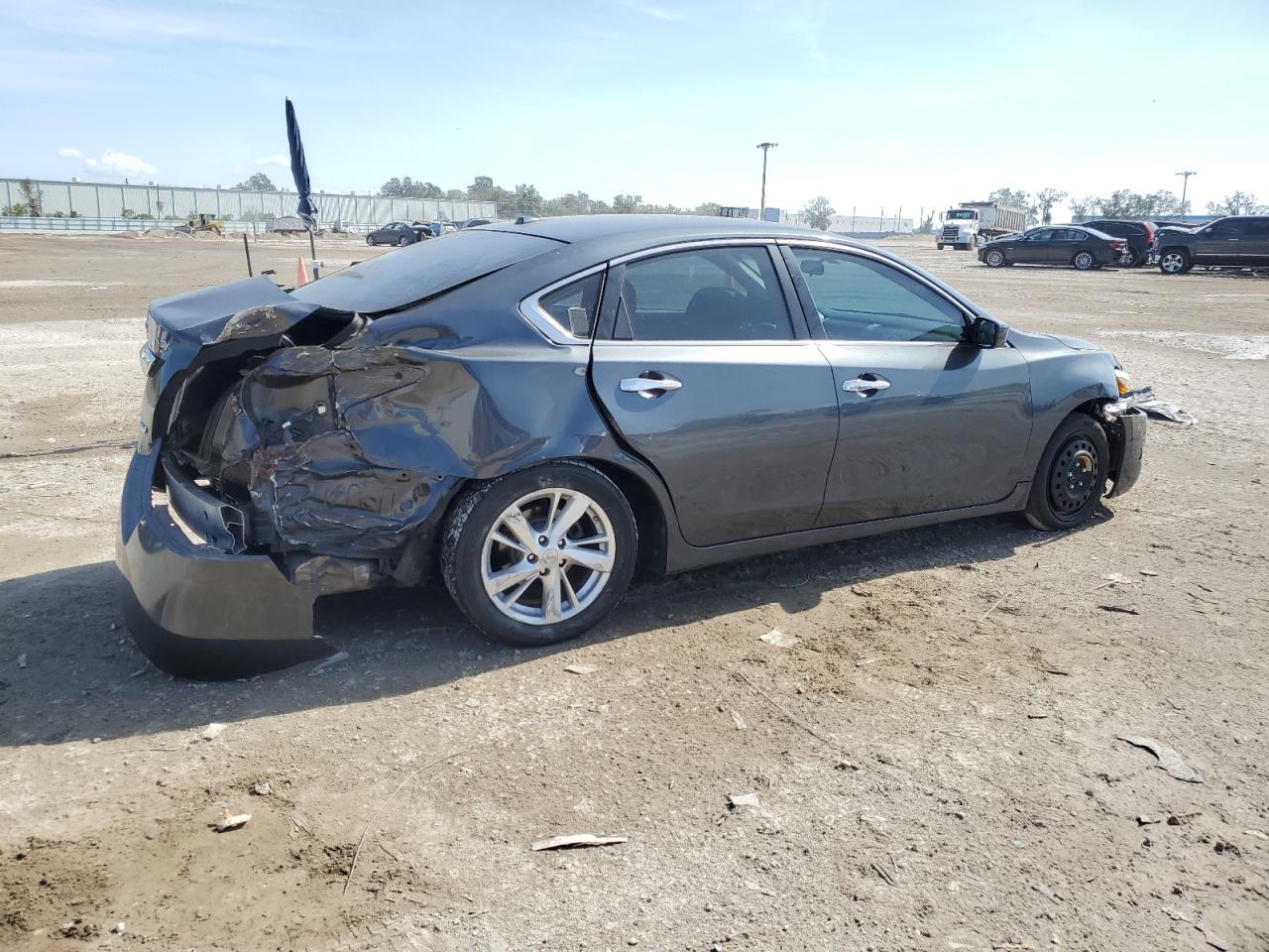 2013 Nissan Altima - Image 3