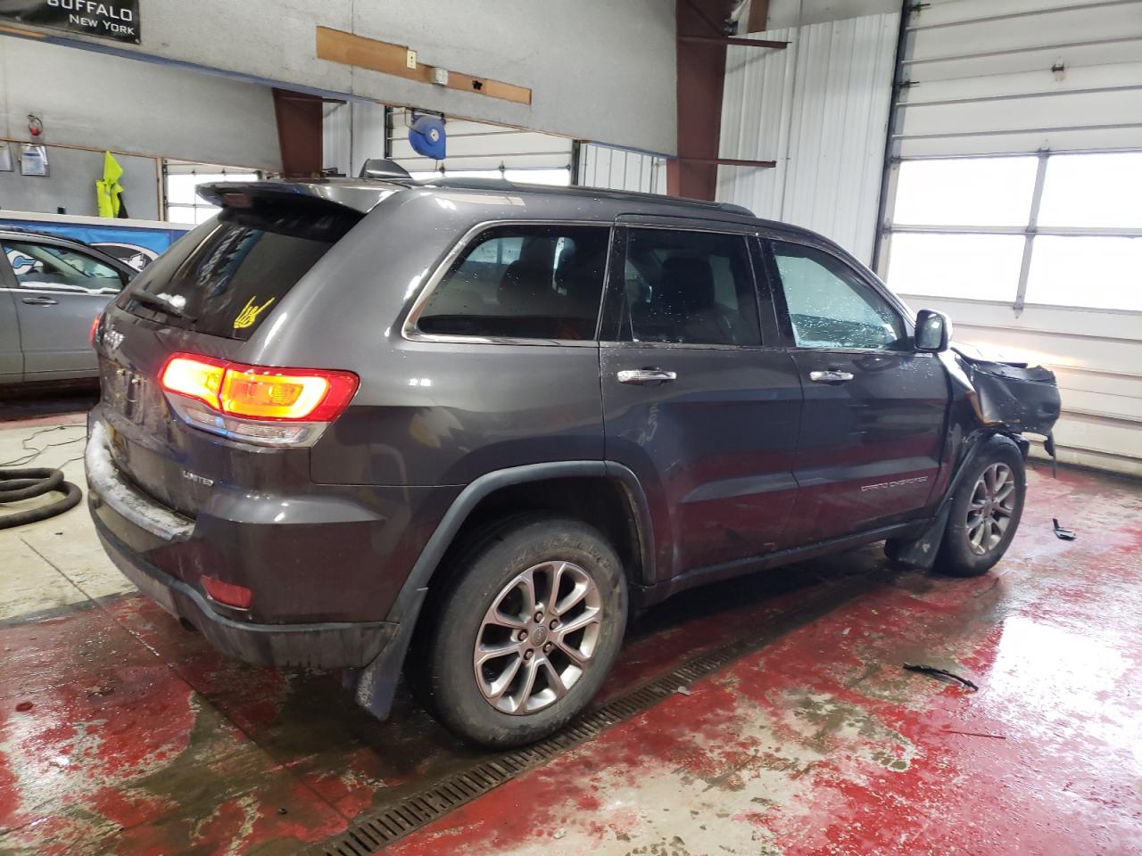 2015 Jeep Grand Cherokee - Image 3