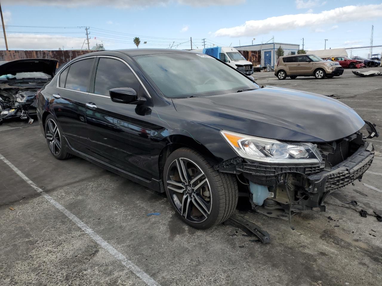 2016 Honda Accord - Image 4