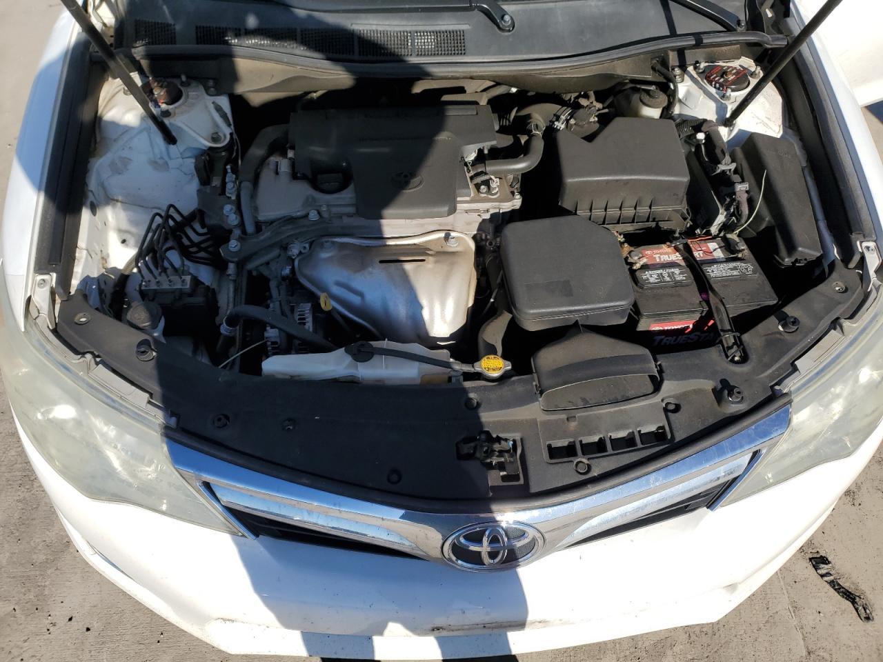 2012 Toyota Camry - Image 11