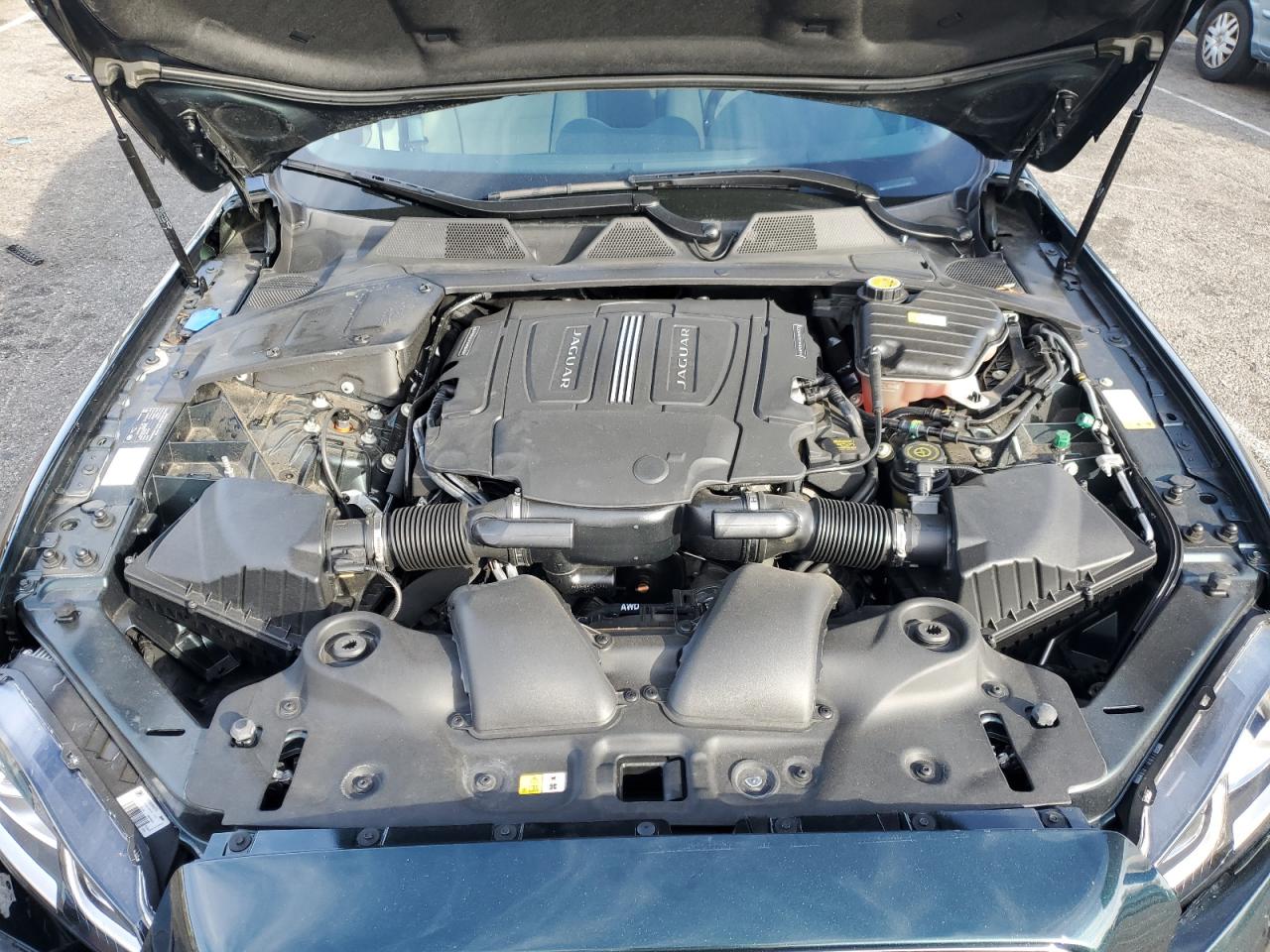 2019 Jaguar XJ - Image 11