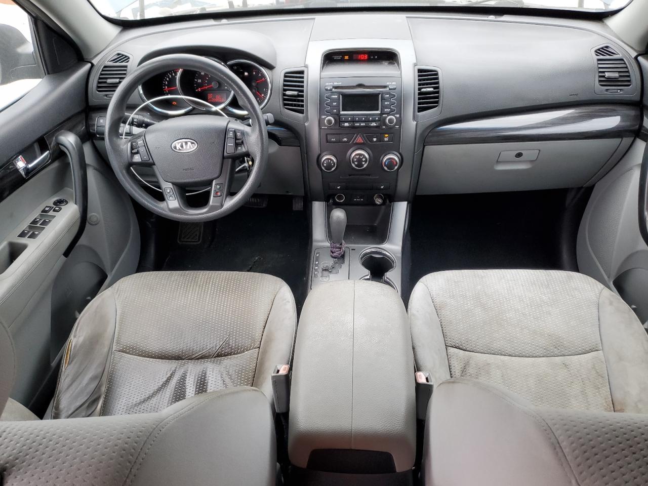 2011 Kia Sorento - Image 8