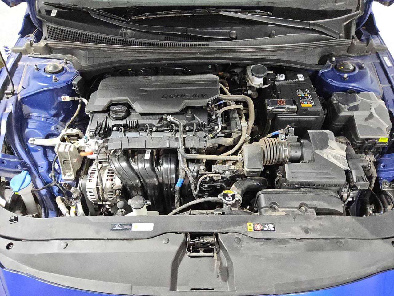 2024 Hyundai Elantra - Image 11