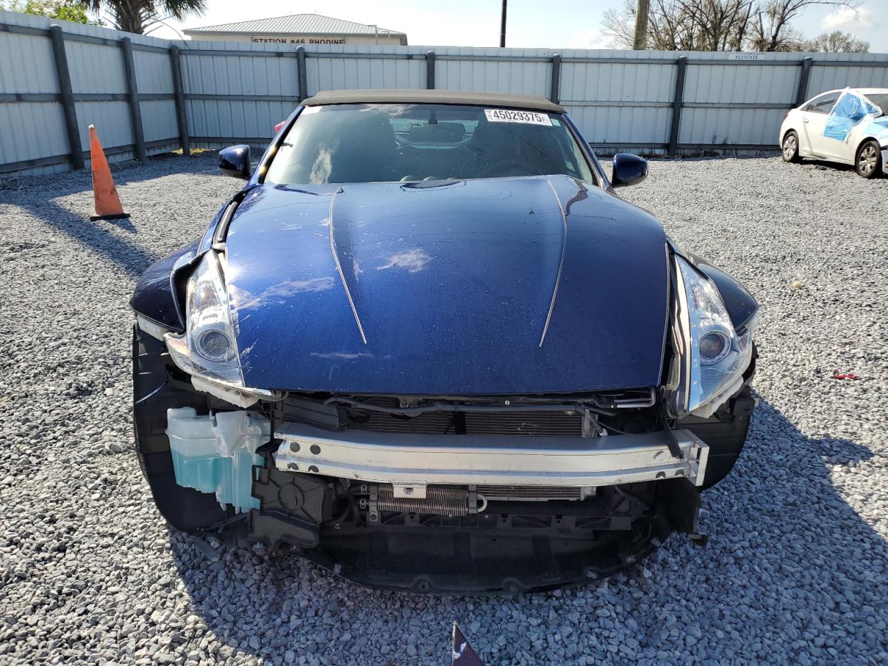 2016 Nissan 370Z - Image 5