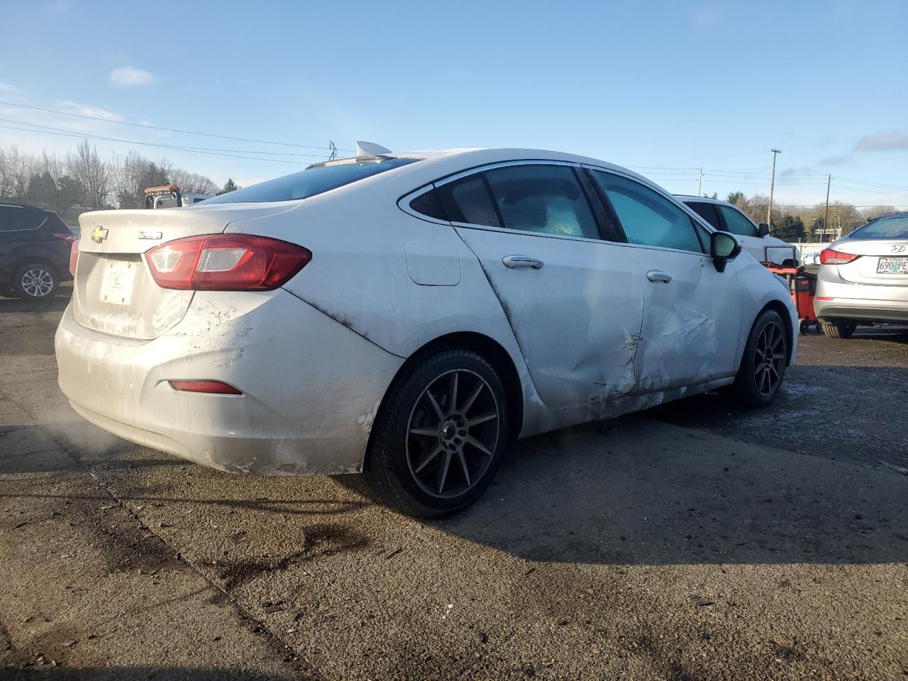 2017 Chevrolet Cruze - Image 3