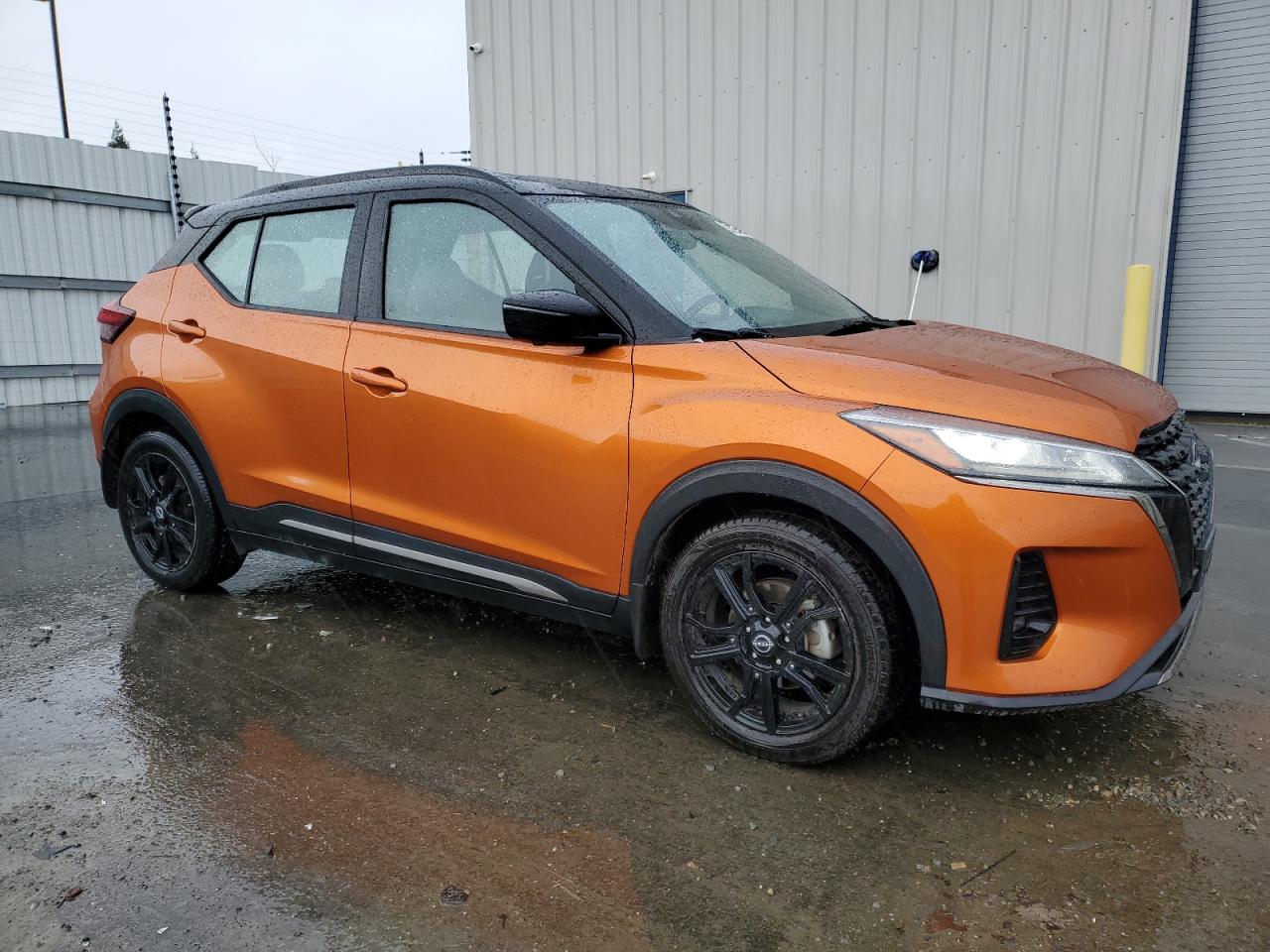 2022 Nissan Kicks - Image 4