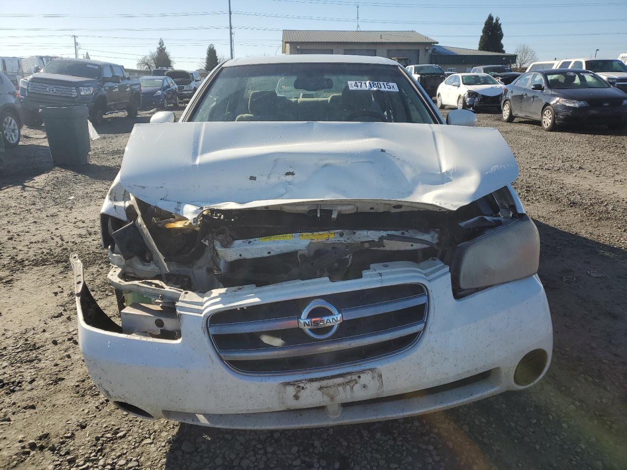 2002 Nissan Maxima - Image 5
