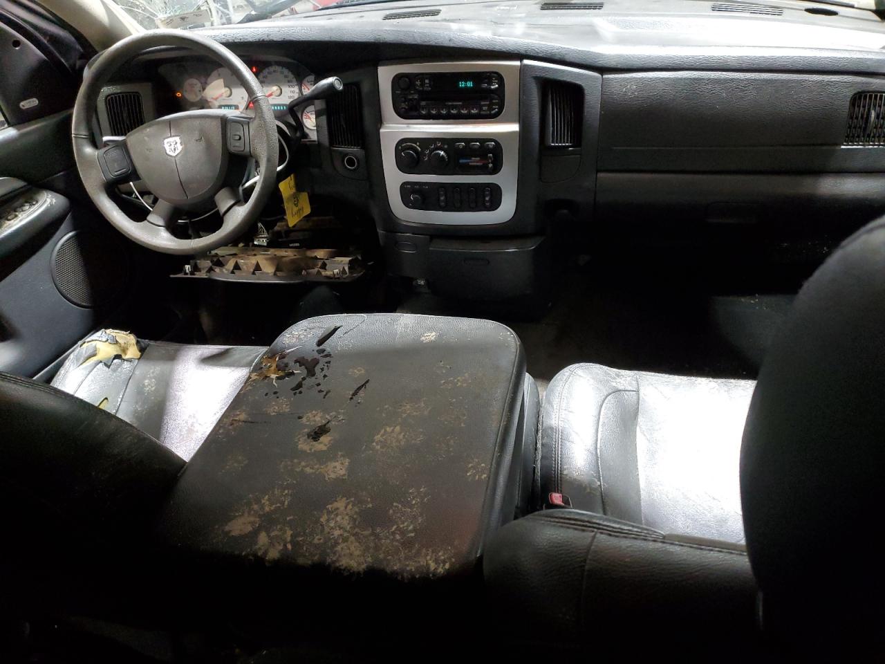 2004 Dodge RAM - Image 8