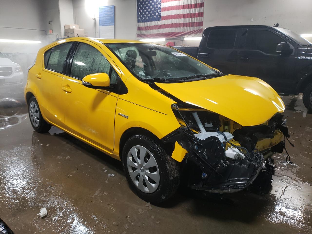2014 Toyota Prius - Image 4