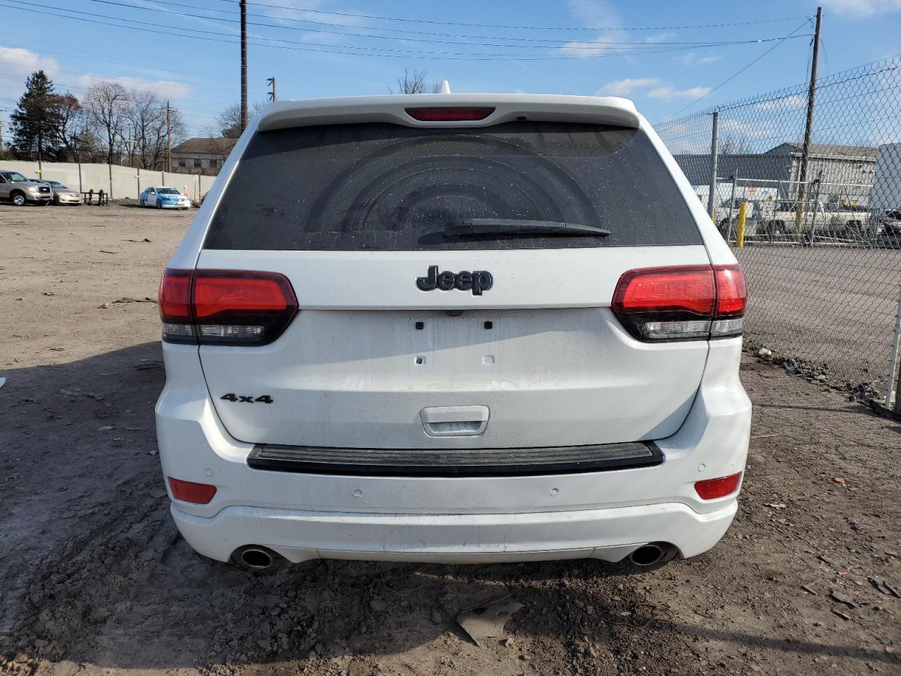 2015 Jeep Grand Cherokee - Image 6