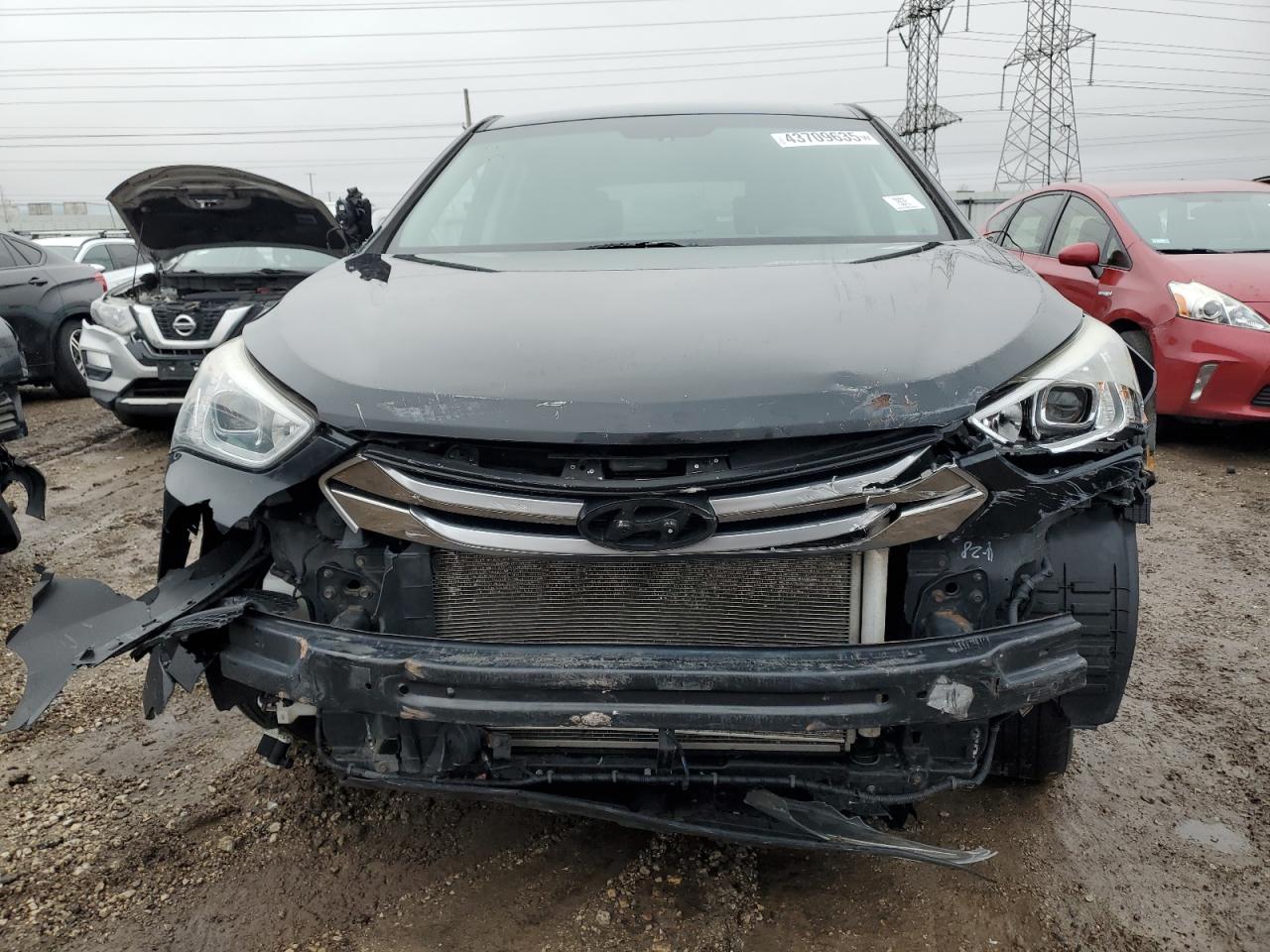 2015 Hyundai Santa Fe - Image 5