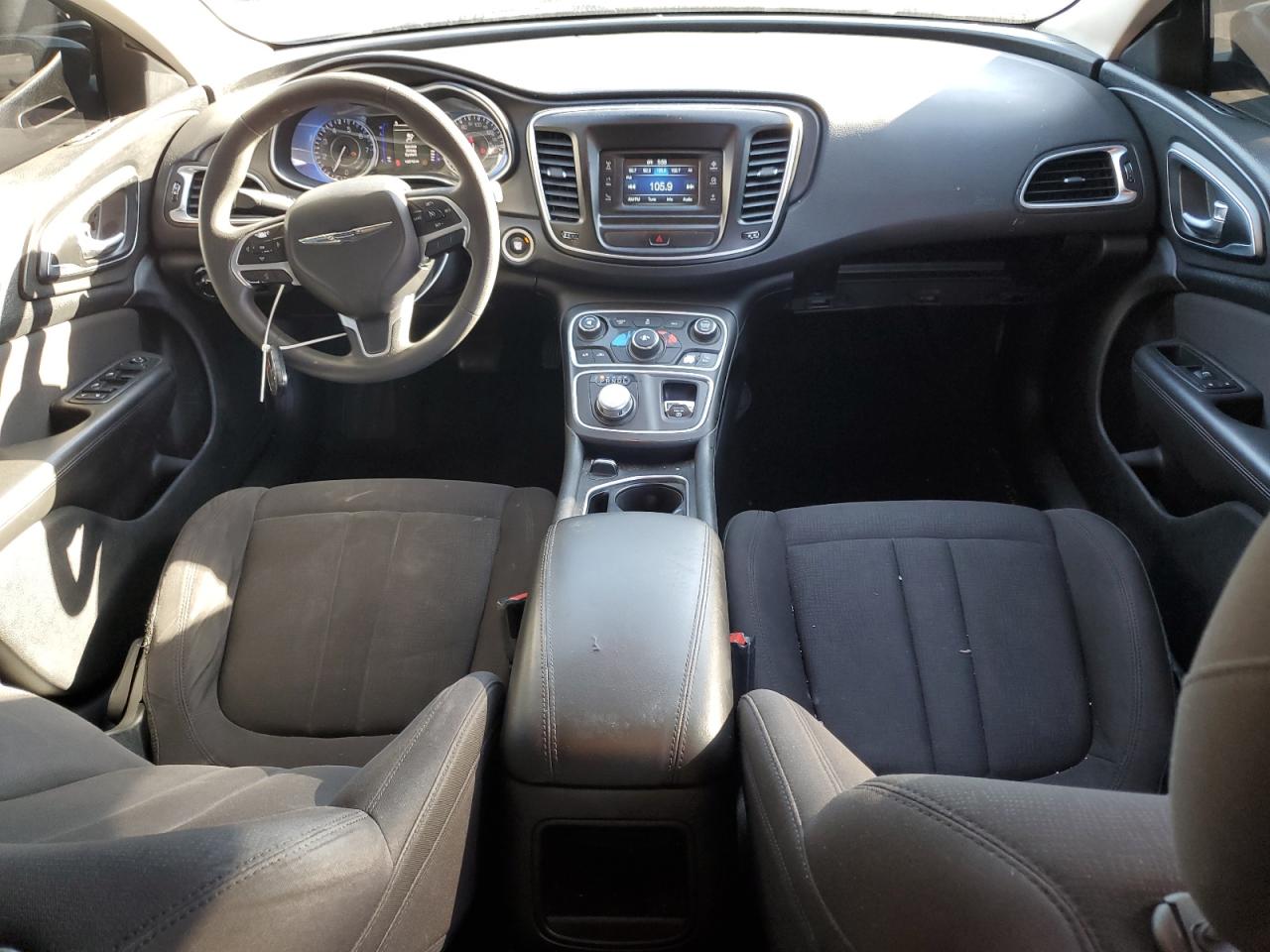 2015 Chrysler 200 - Image 8