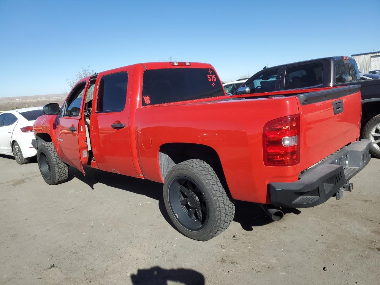 2011 Chevrolet Silverado - Image 2