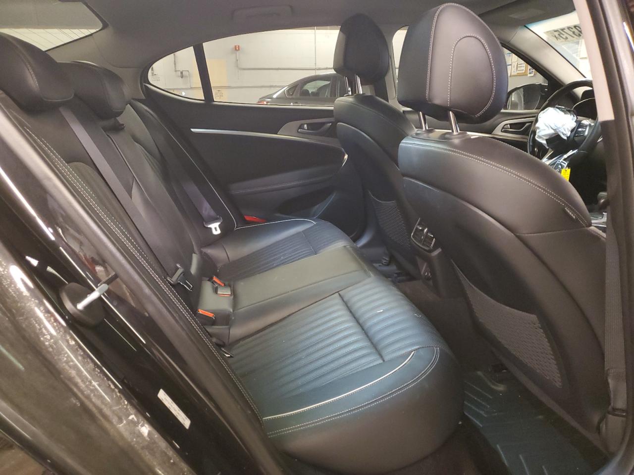 2019 Genesis G70 - Image 10