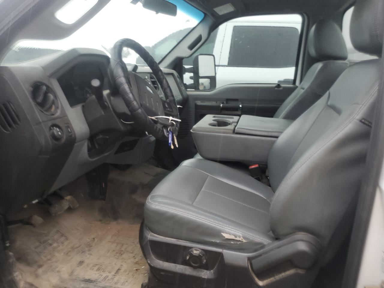2016 Ford F350 - Image 7