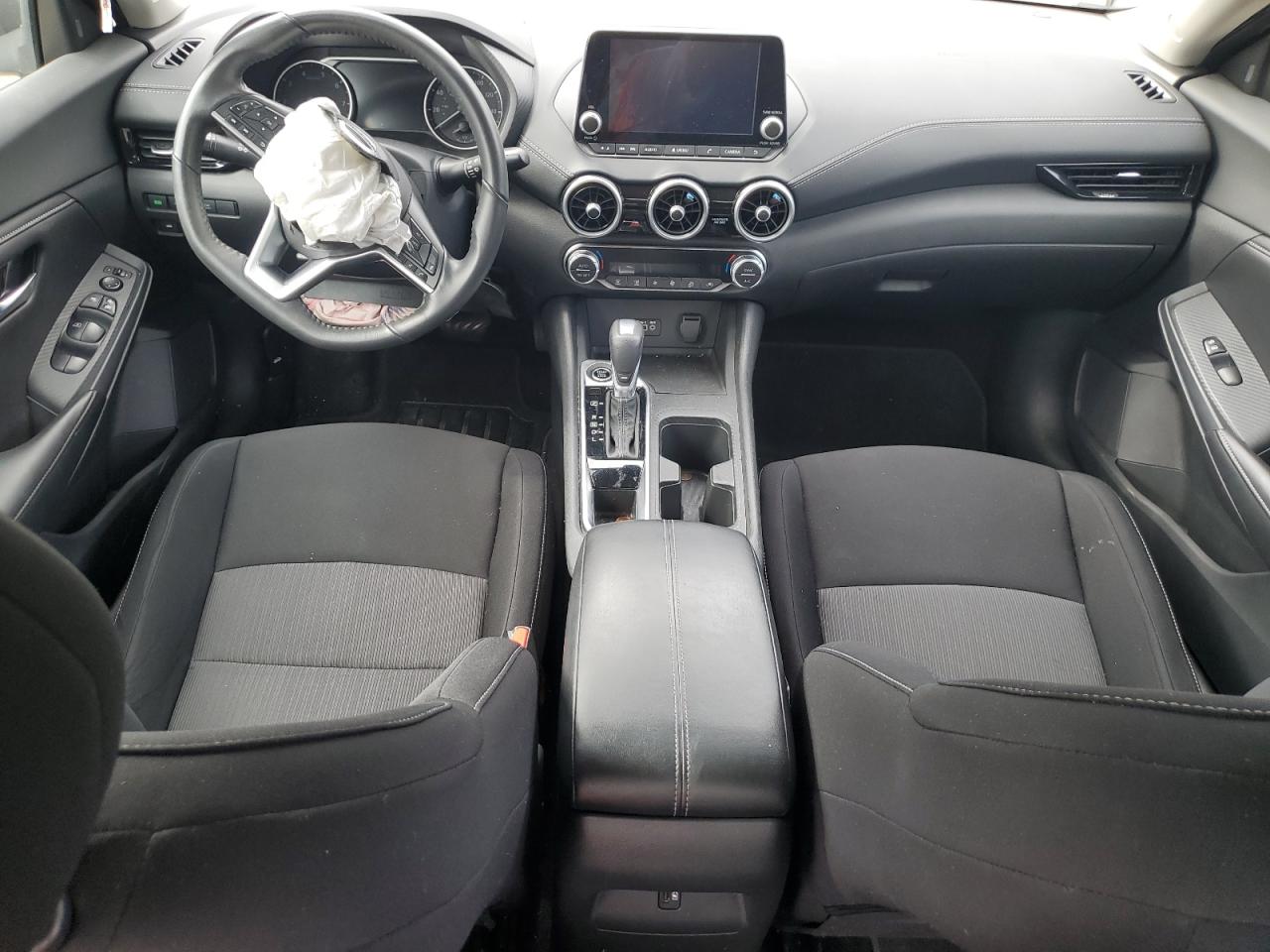 2021 Nissan Sentra - Image 8