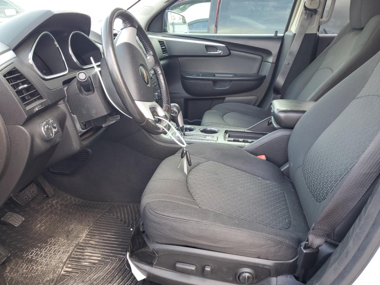 2009 Chevrolet Traverse - Image 7