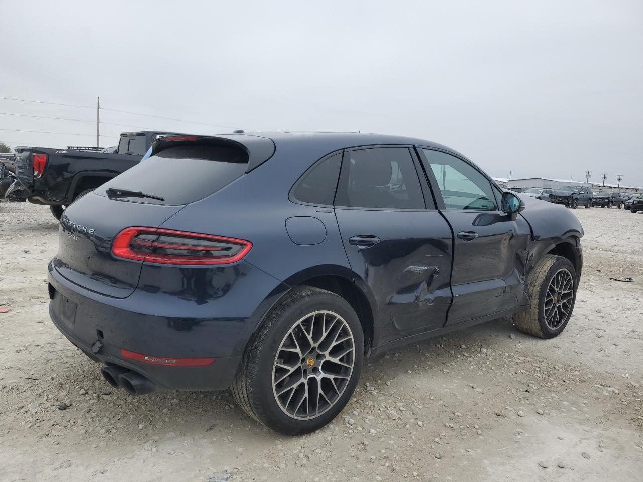 2018 Porsche Macan - Image 3