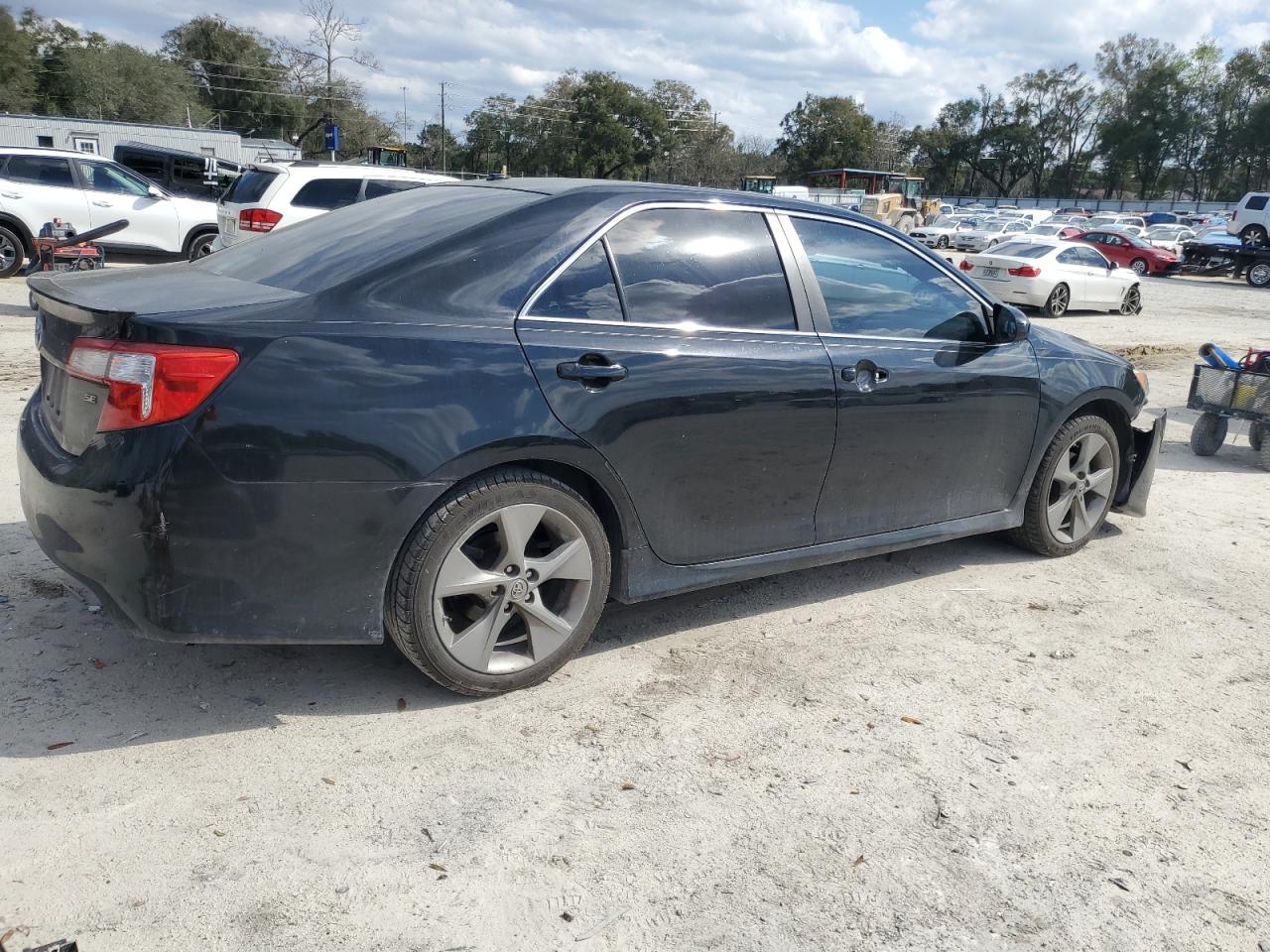 2012 Toyota Camry - Image 3