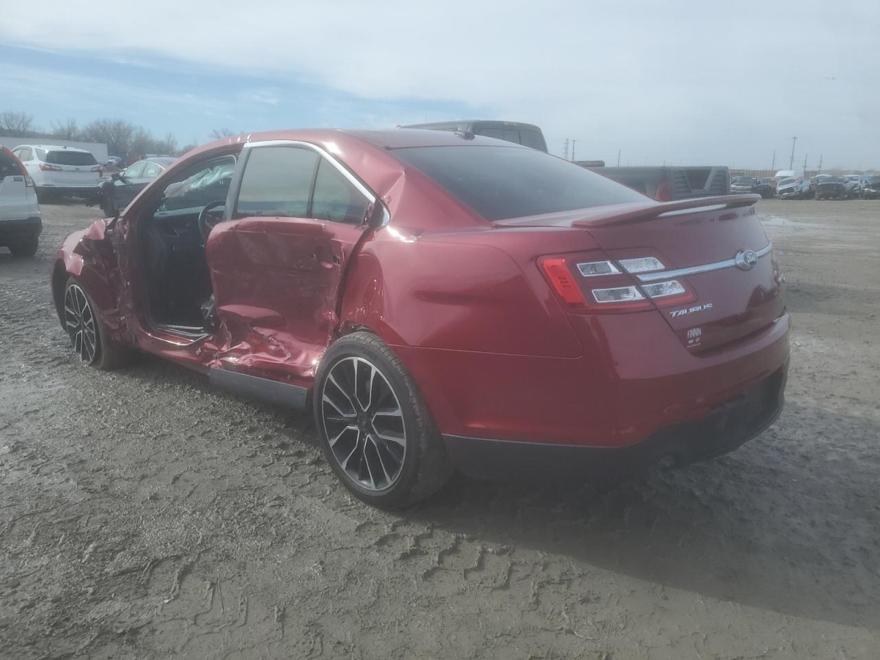 2019 Ford Taurus - Image 2