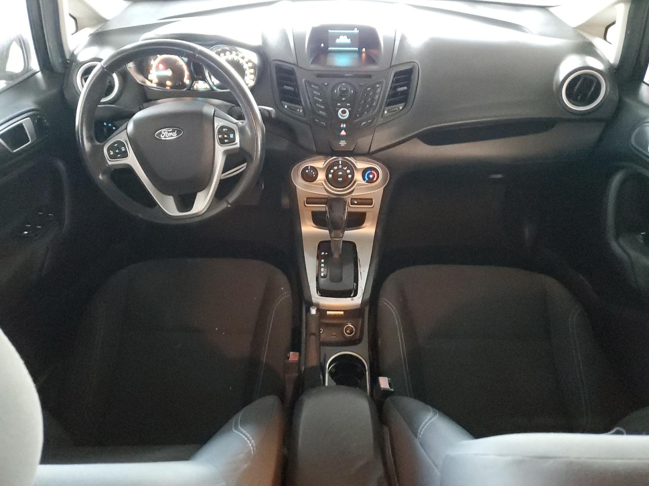 2014 Ford Fiesta - Image 8