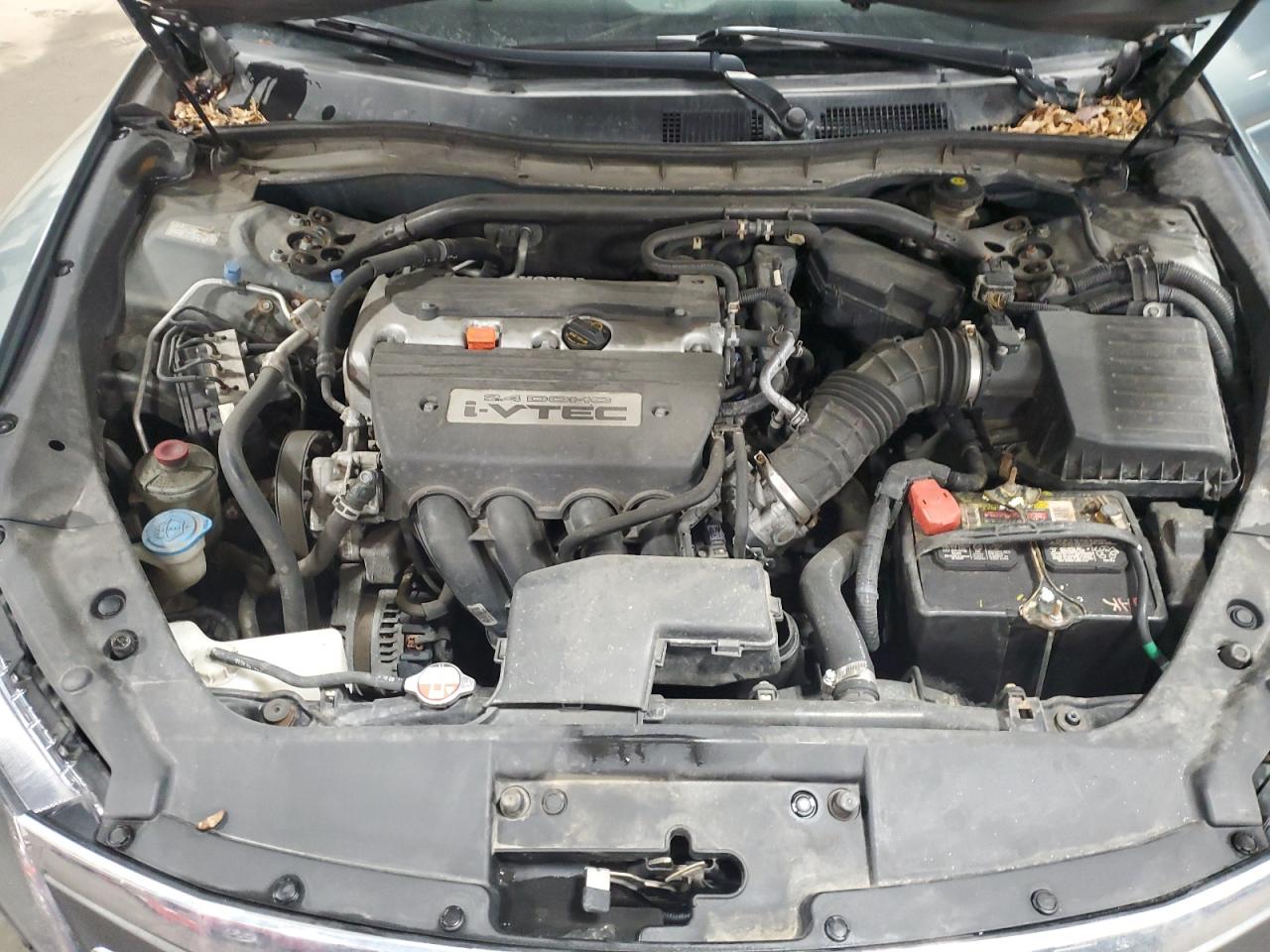 2012 Honda Crosstour - Image 12