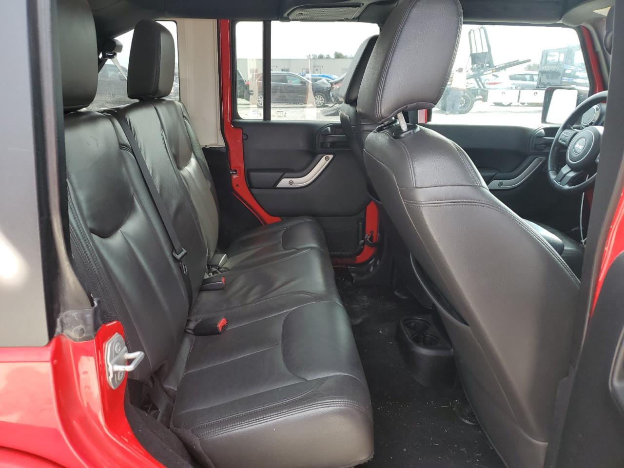 2016 Jeep Wrangler - Image 11