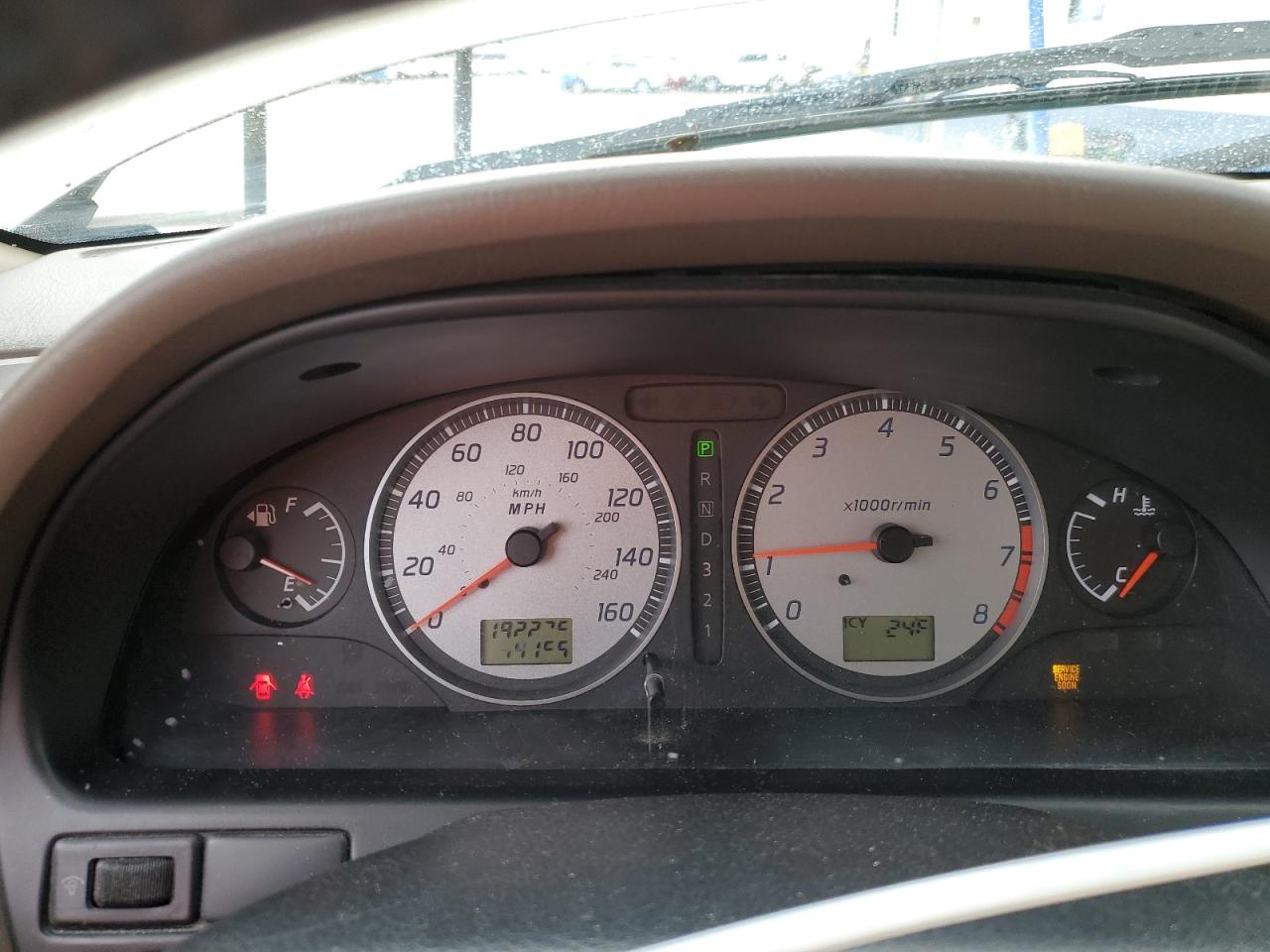 2002 Nissan Maxima - Image 9