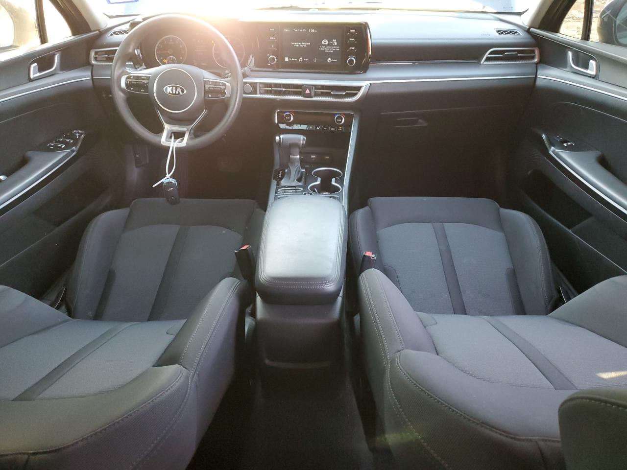 2021 Kia K5 - Image 8