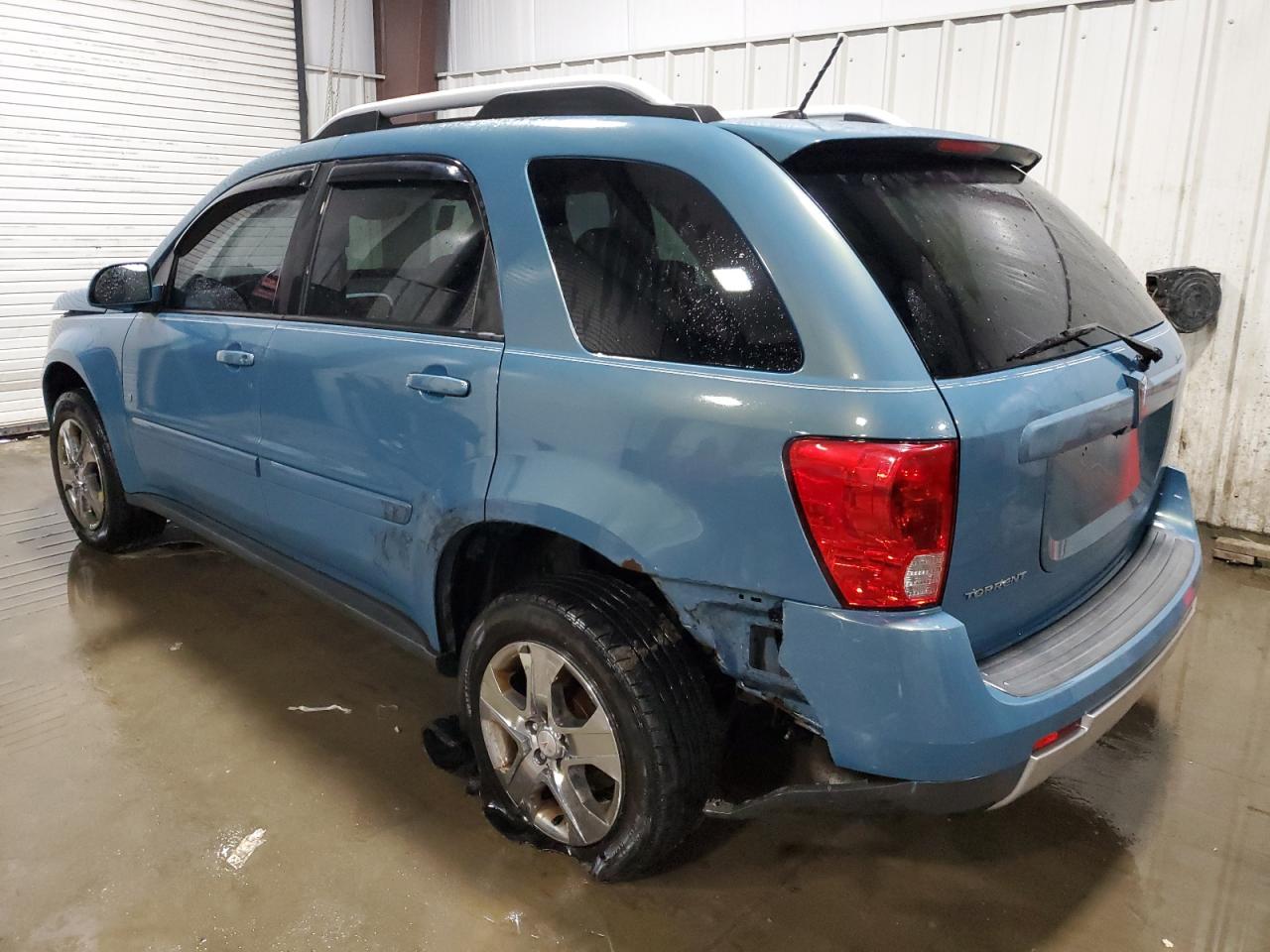 2008 Pontiac Torrent - Image 2