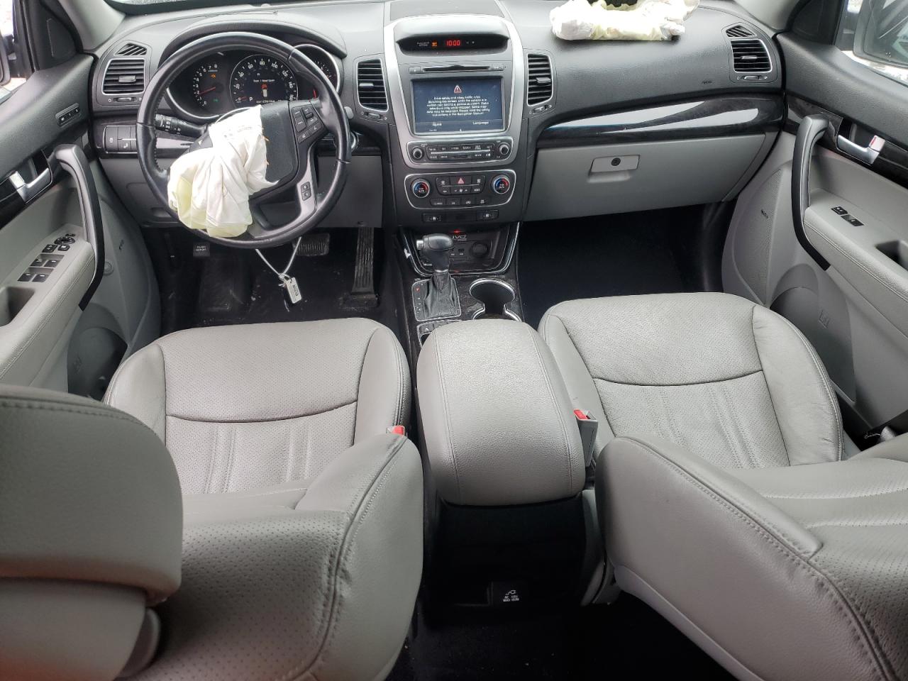 2014 Kia Sorento - Image 8