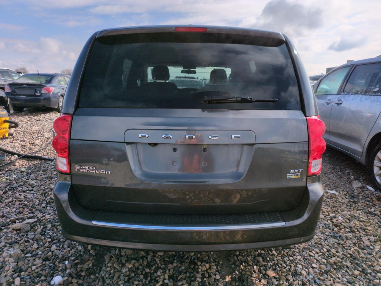 2015 Dodge Caravan - Image 6