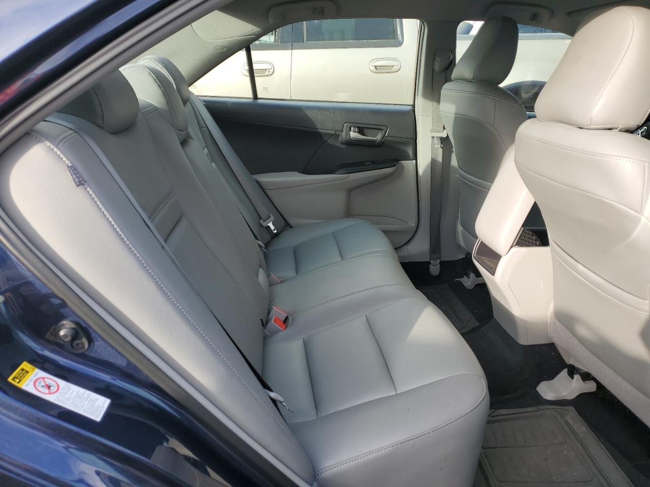 2014 Toyota Camry - Image 10