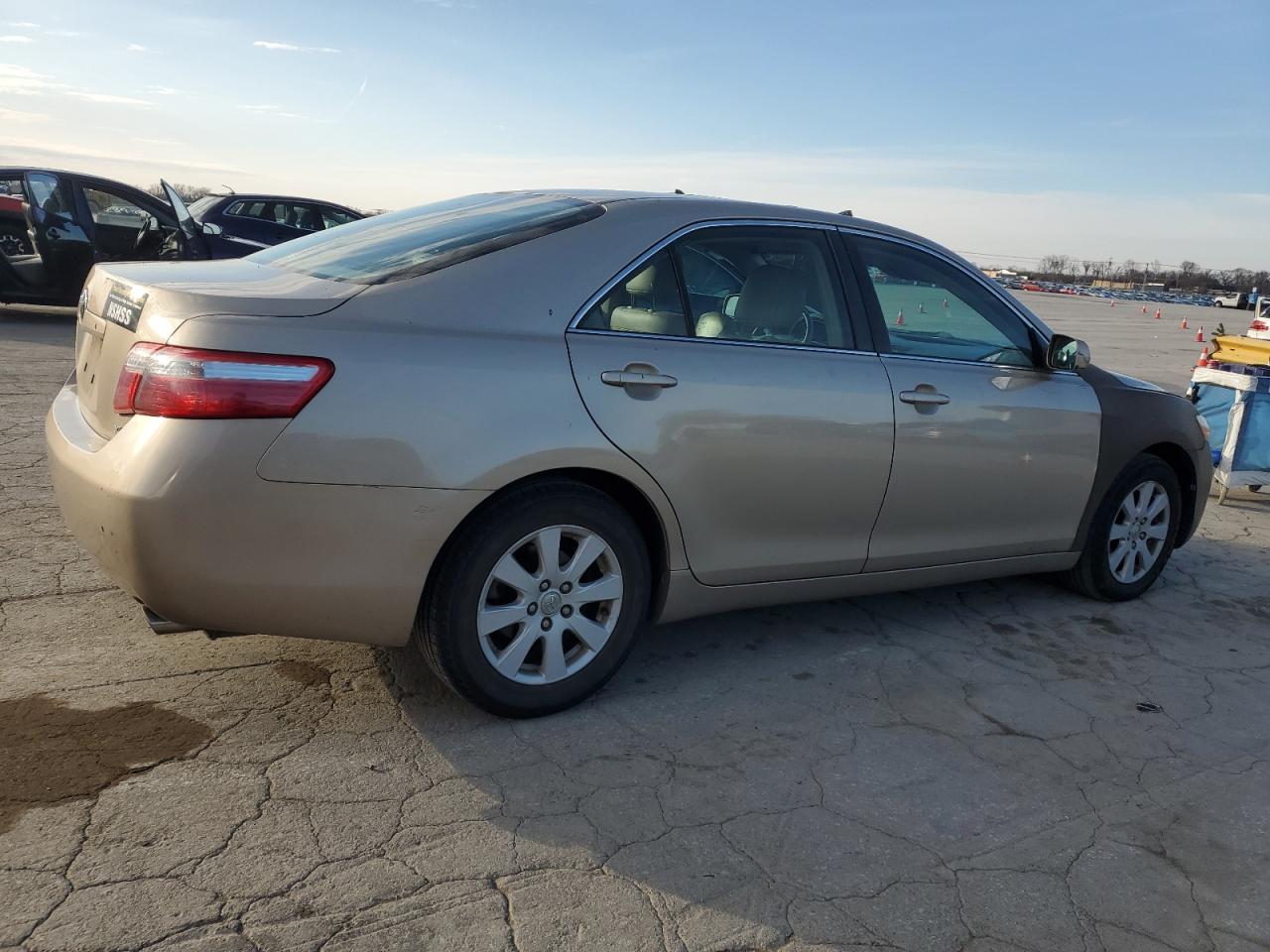 2009 Toyota Camry - Image 3