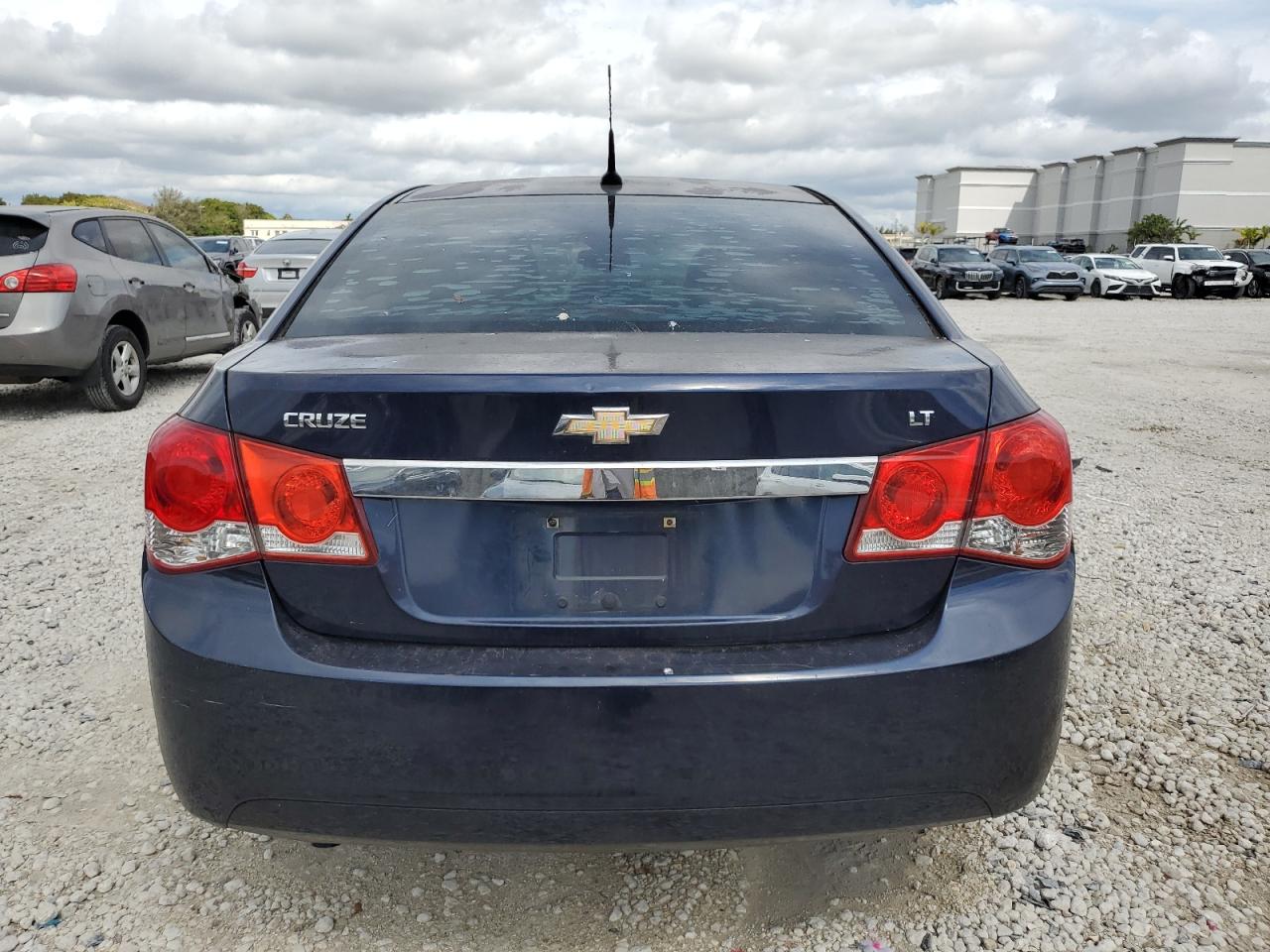 2011 Chevrolet Cruze - Image 7