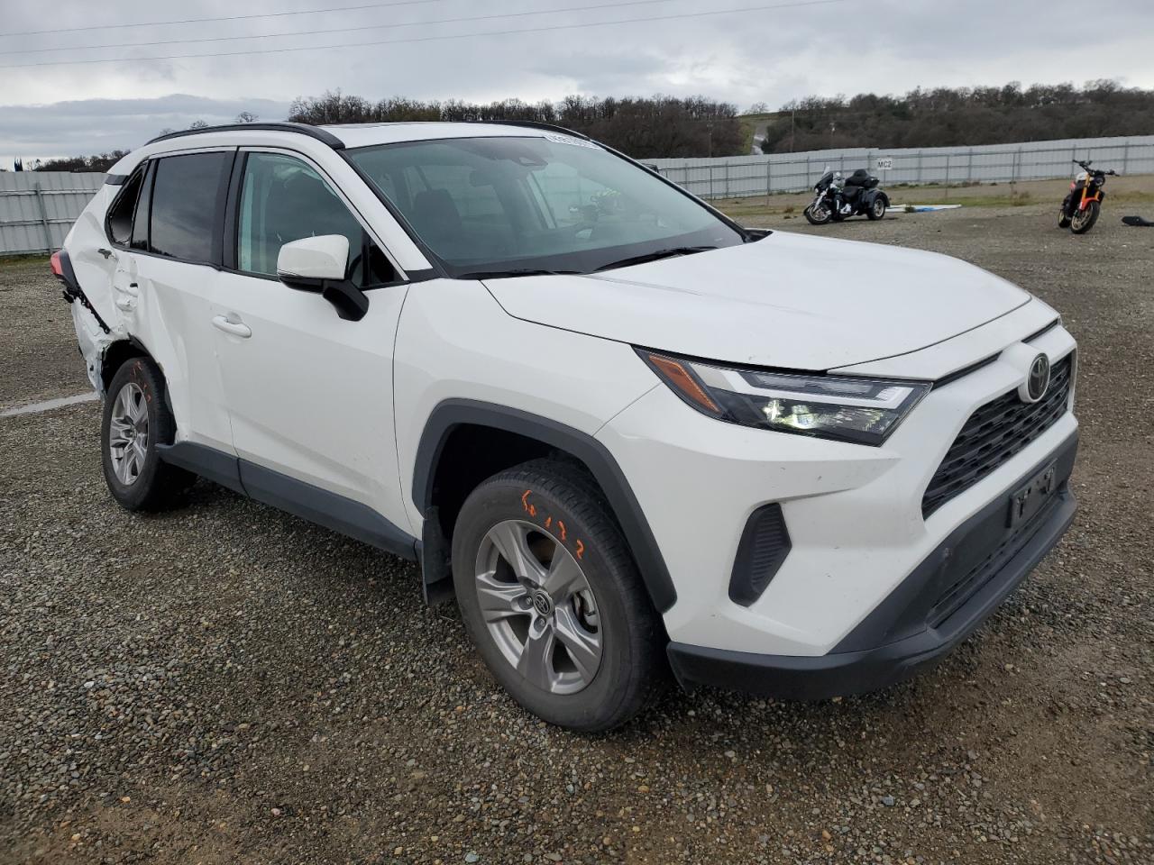 2022 Toyota RAV 4 - Image 4