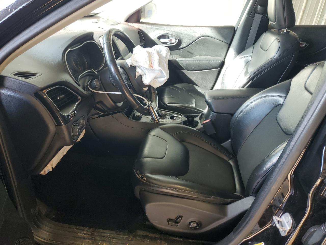 2020 Jeep Grand Cherokee - Image 7