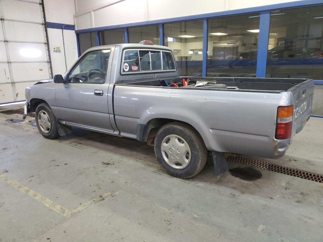 1994 Toyota Pickup - Image 2