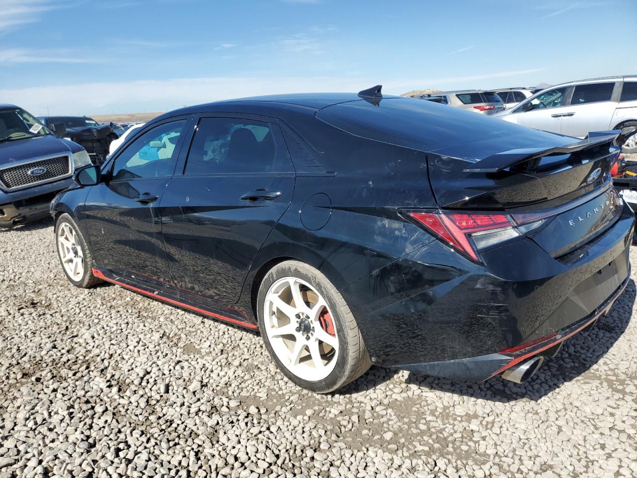 2022 Hyundai Elantra - Image 2