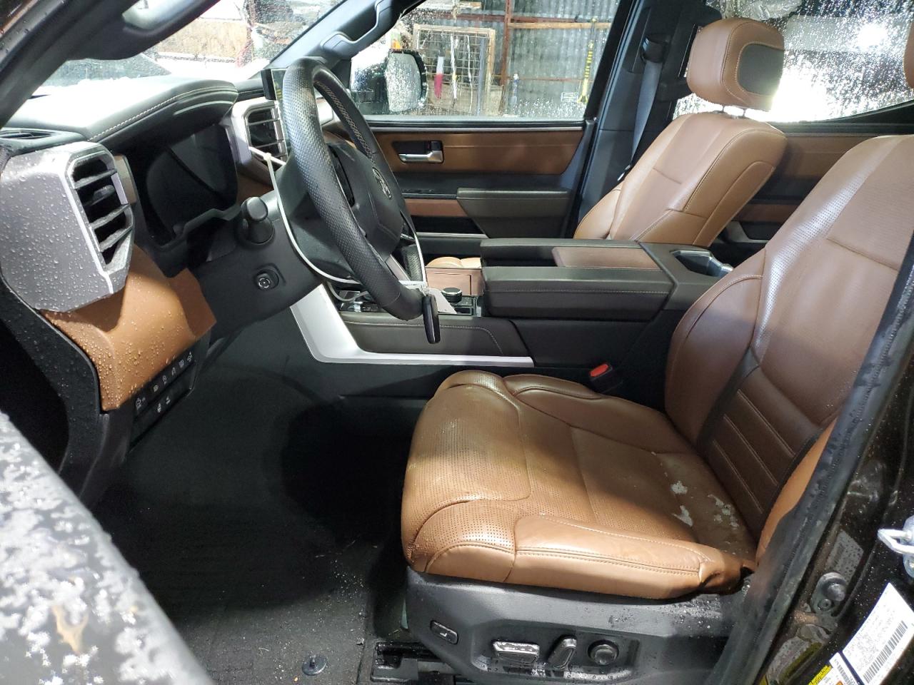 2023 Toyota Tundra - Image 7