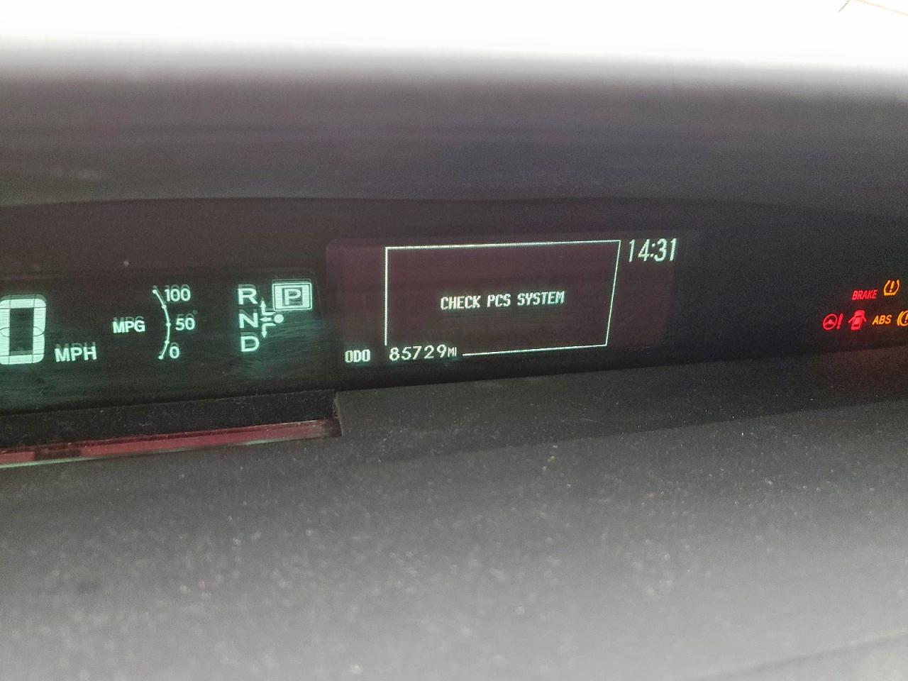 2010 Toyota Prius - Image 9