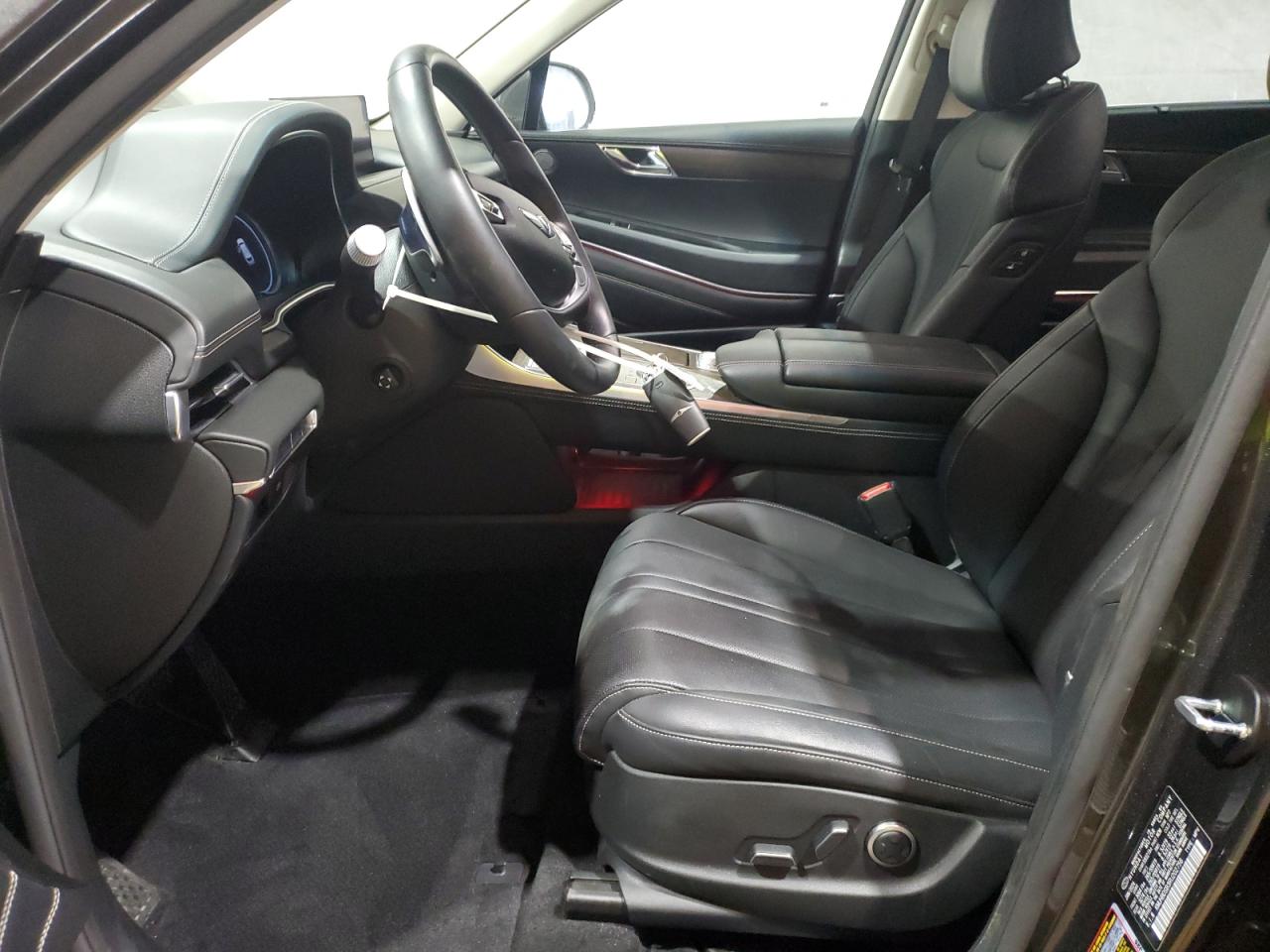 2024 Genesis GV80 - Image 7