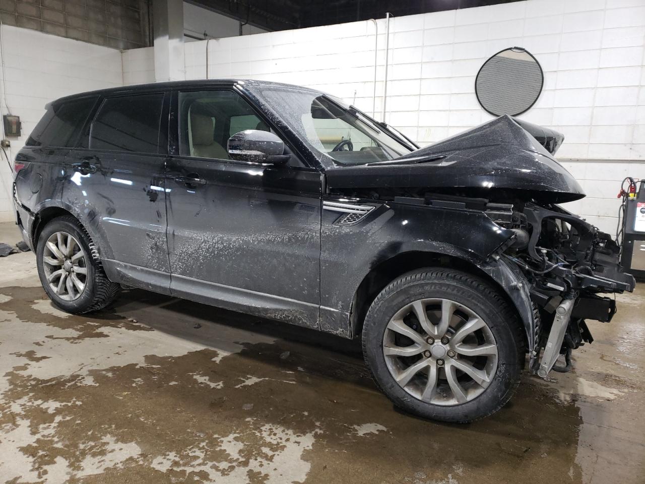 2016 Land Rover Range Rover - Image 4